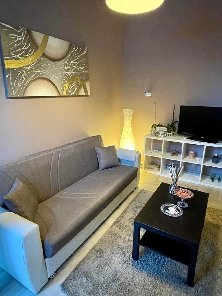 Floris Tra Mare E Montagna Apartamento