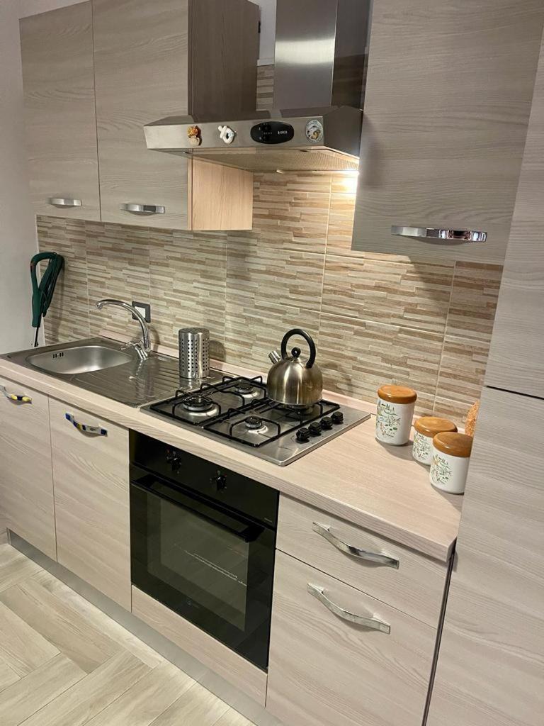 Floris Tra Mare E Montagna Apartment *